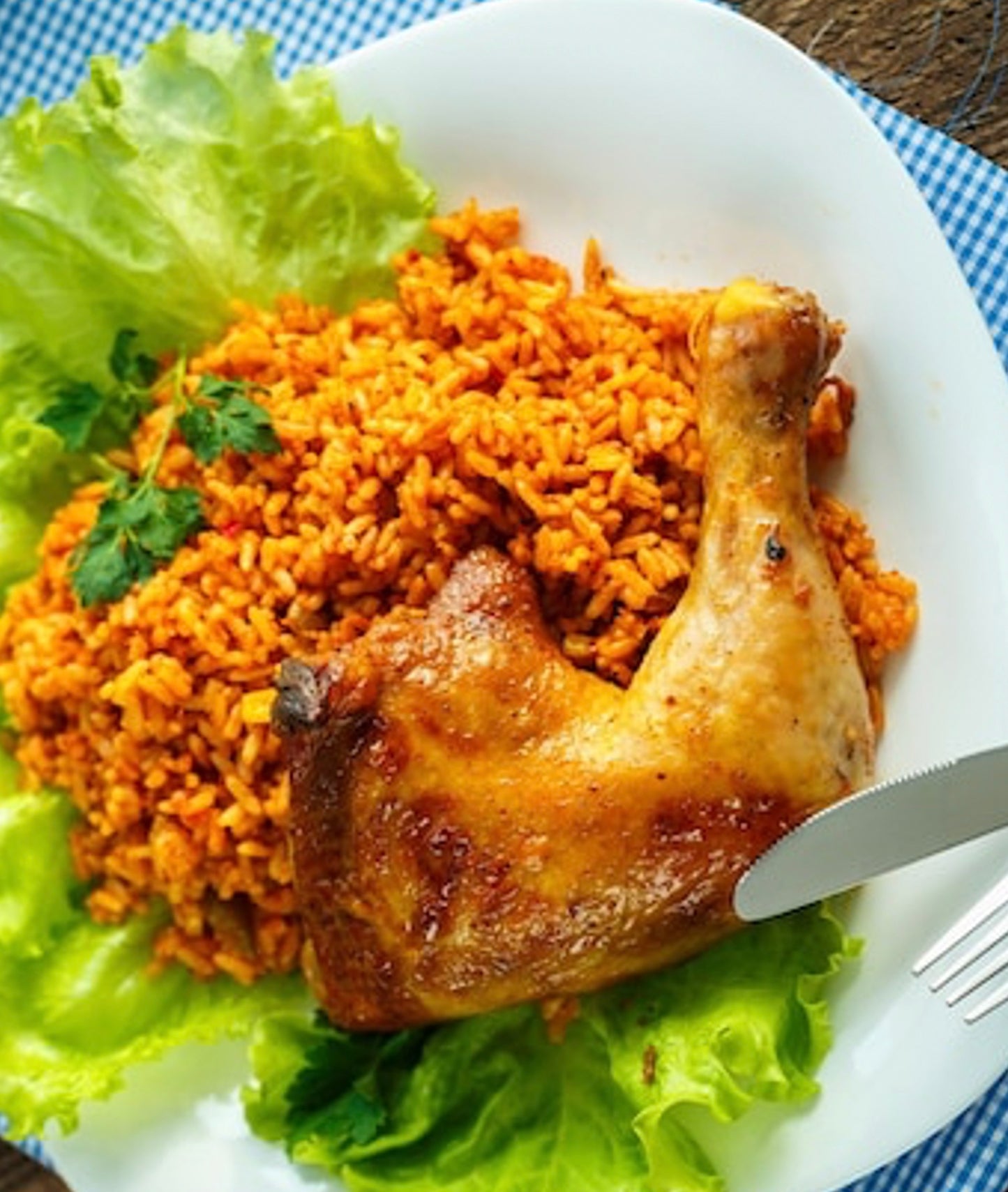 FN243 Arroz con Salchica y Pollo Asado (Muslo con Cadera) y Amarillos