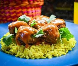 FN093- Arroz con Salchicha y Albondigas en Marinara