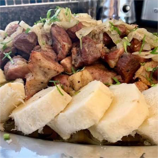 FN111 - Ñame al "mojo", con Carne Frita Encebollada