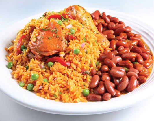 FN221 - Arroz con Pollo y Habichuelas Guisadas