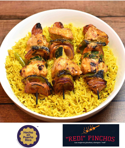FN239 - Pincho de Pollo en Salsa BBQ y Arroz con Gandules