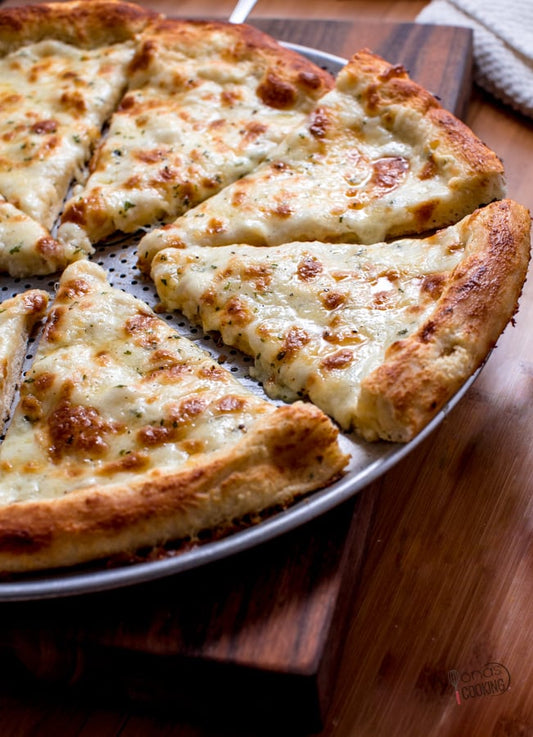FN248 - Pizza Masa de Coliflor con Salsa Alfredo y Queso